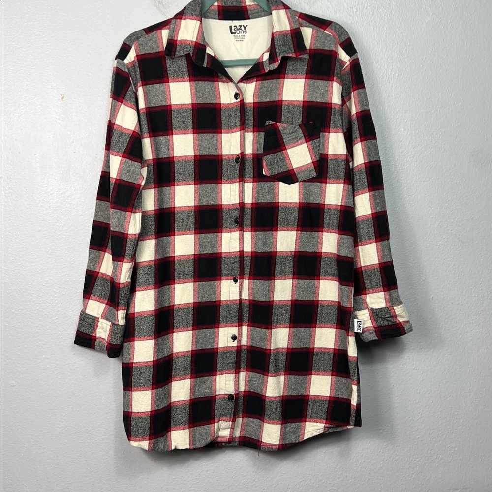 Lazy One Black Red Cream Plaid Long Sleeve Button Front Flannel Sleepshirt Small